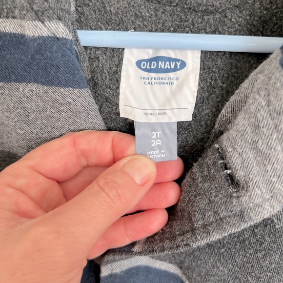 Old Navy Kids Lightweight Button Up Hoodie Jacket Size 2T - Picture 3 of 3